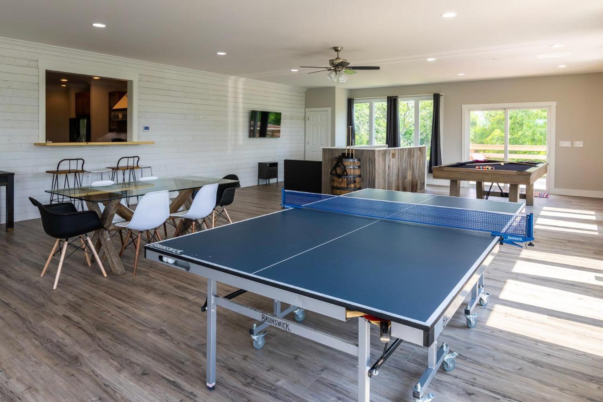 Villa 80 Acre Retreat With Pool - Minutes To Ark - Sleeps 15 Williamstown Esterno foto